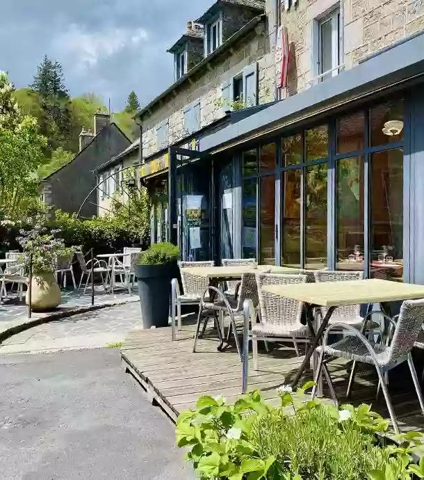 Hôtel - Chez Remise - Hotel Saint Urcize - top restaurant SAINT-URCIZE