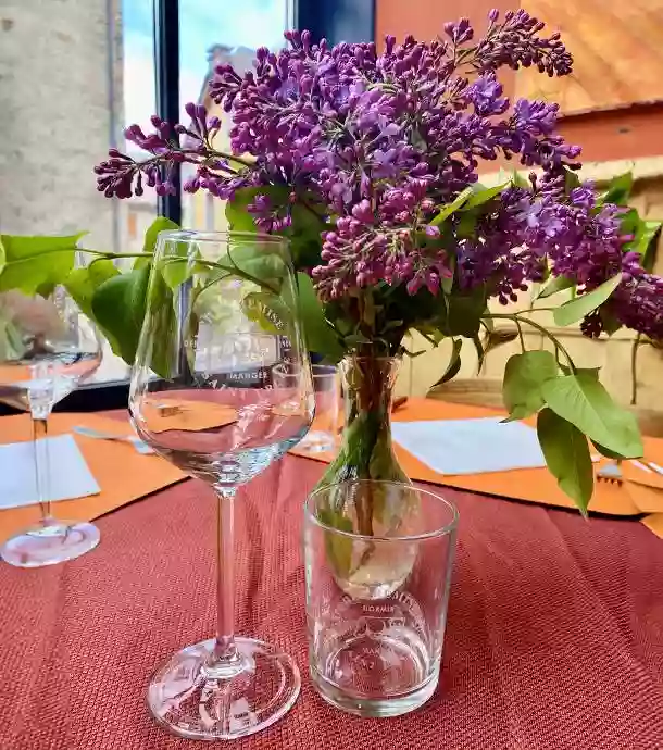 Le restaurant - Chez Remise - Restaurant Saint Urcize - Location vacances Saint Urcize
